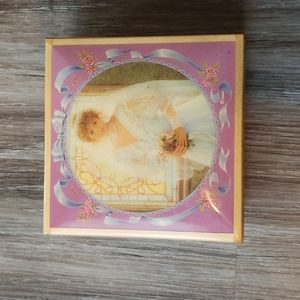 Wind up Antique Wedding Jewelry music wooden box - Vintage